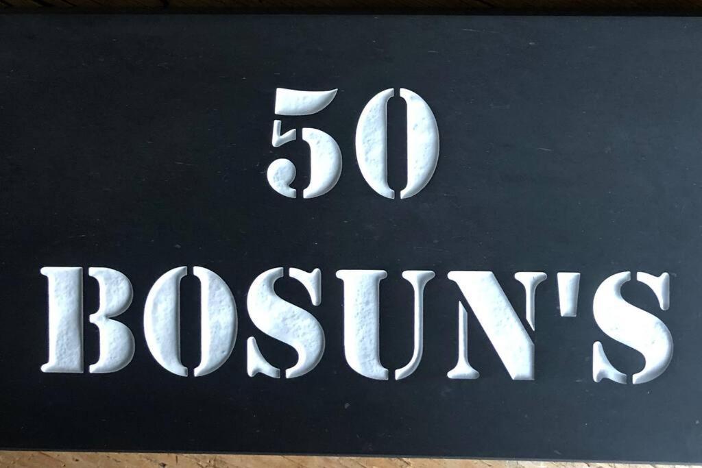 Apartment Bosun's *